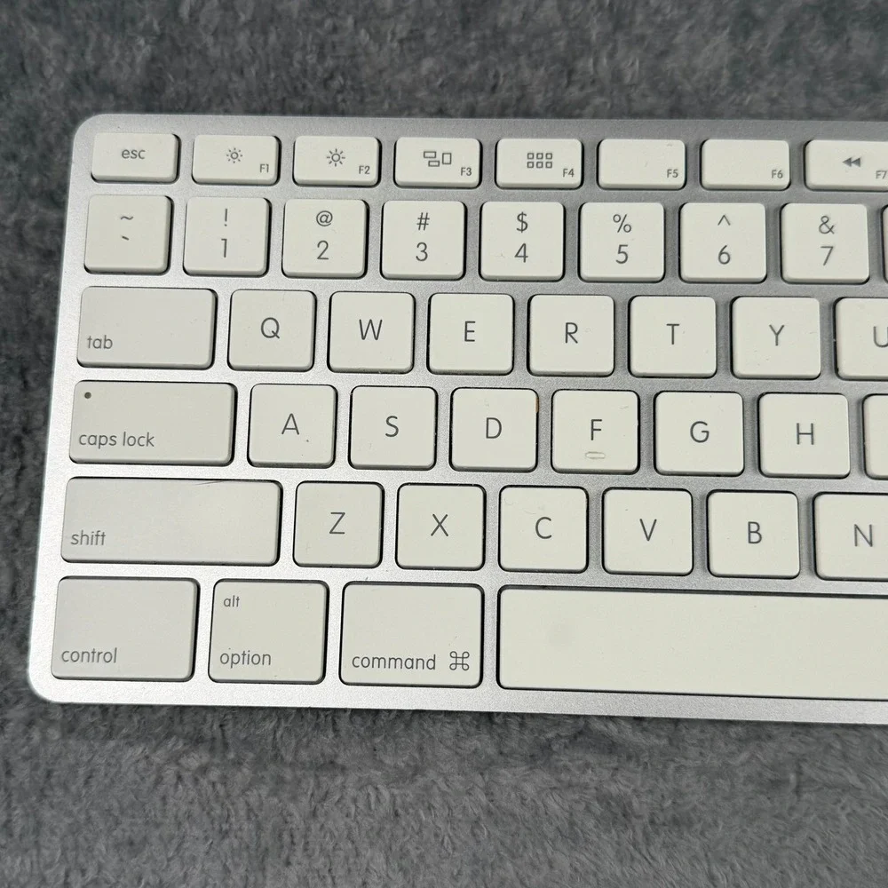 Genuine Apple Wired USB Keyboard A1243 for‎ iMac Mac Mini Mac w/Keypad - Tested